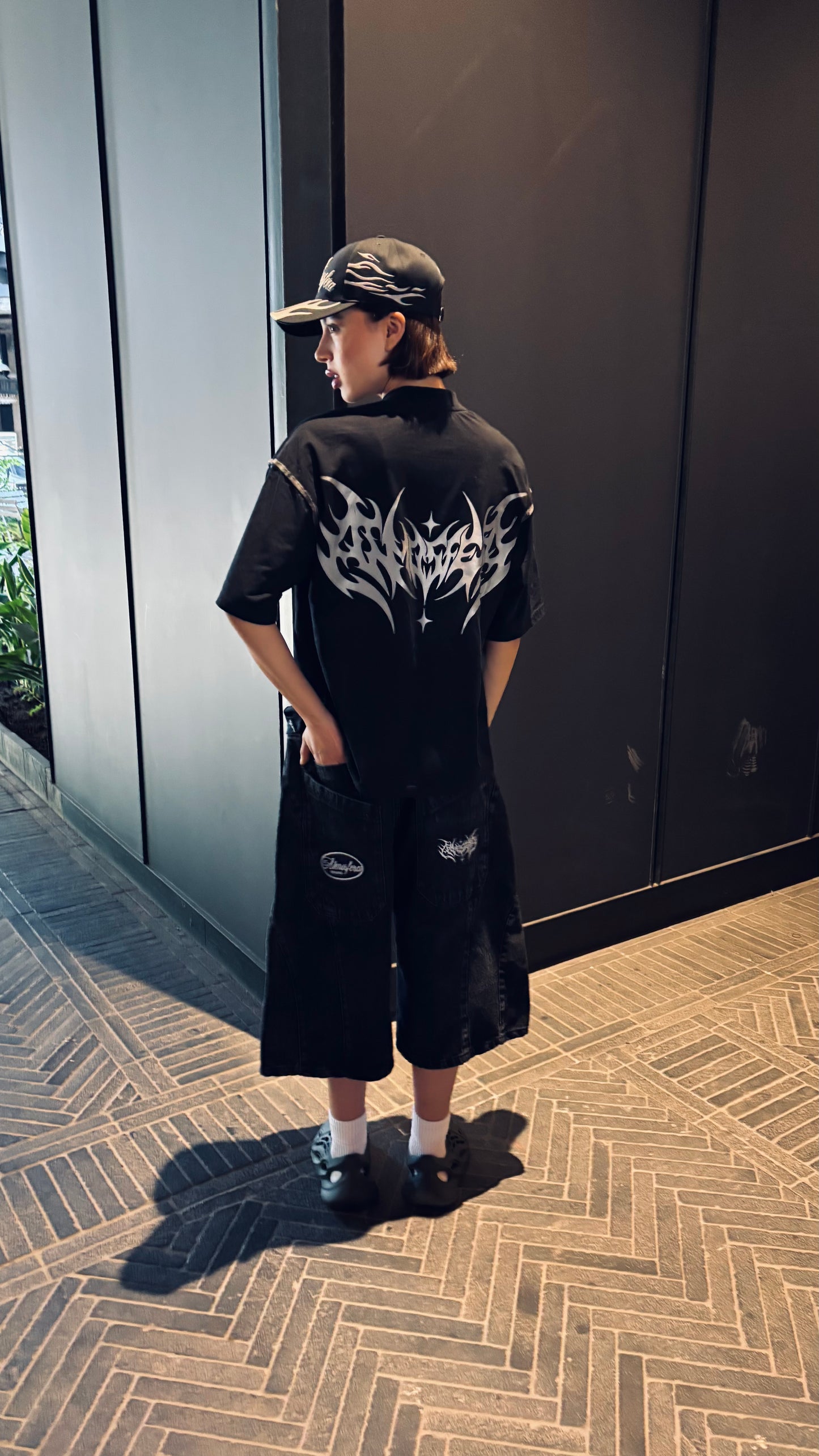 Polera Boxy Fit Atmosfera Infernó Megra