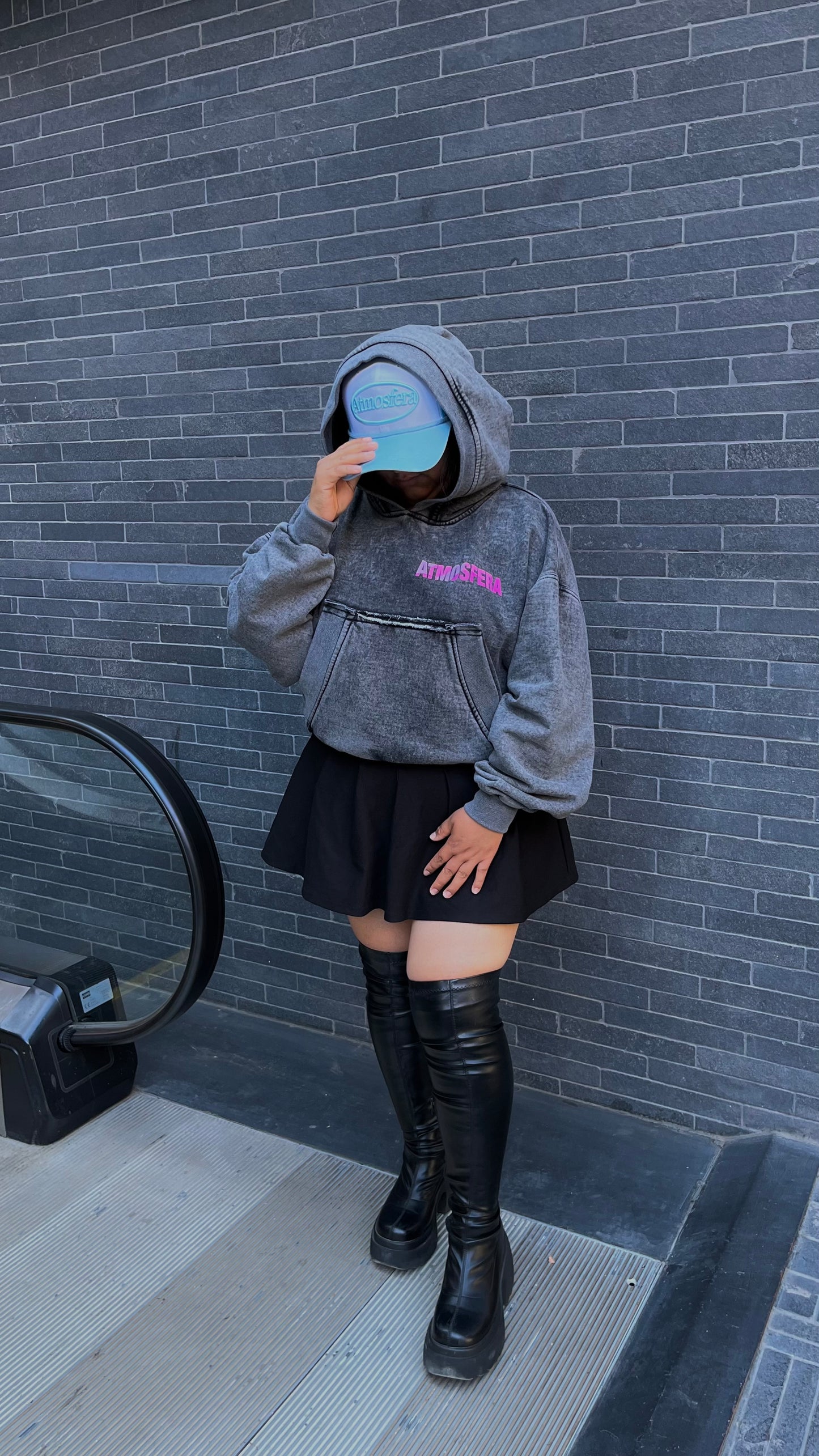 Poleron Boxy Fit Atmosfera Winners Club Grabillado