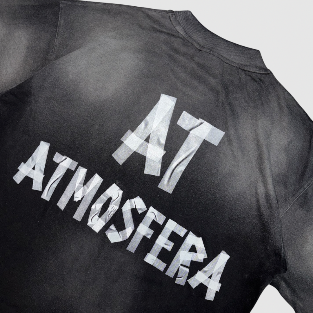 Polera Boxy Fit Atmosfera Galaxi Focalizada