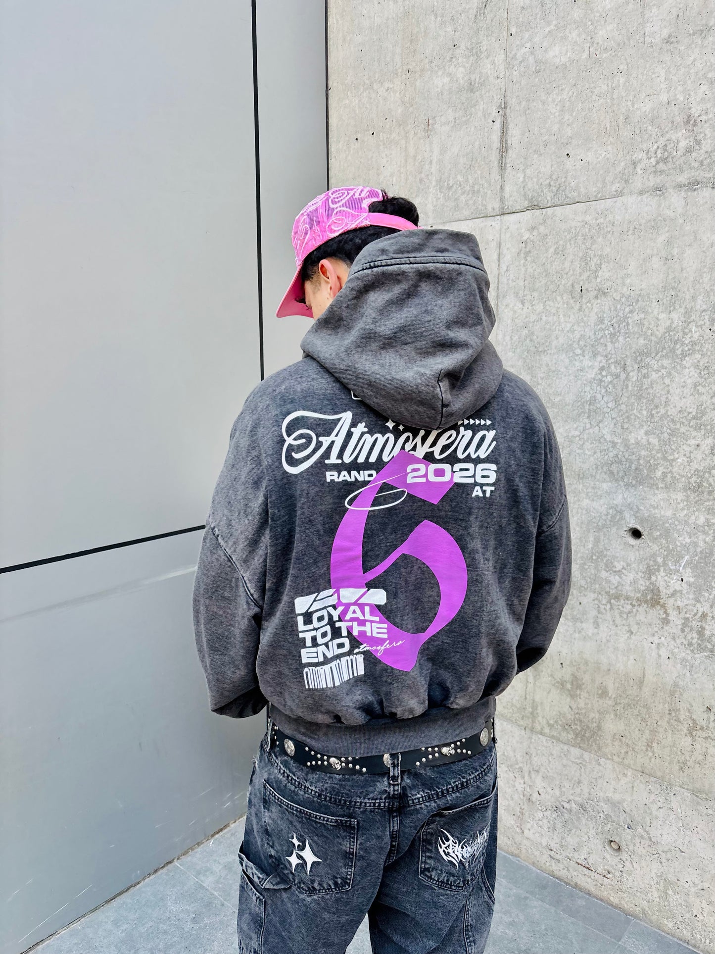 Poleron Atmosfera Boxy Fit Aniversario Grabillado